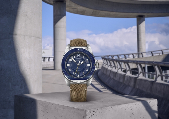 Obrazek Victorinox Journey 1884 Automatic