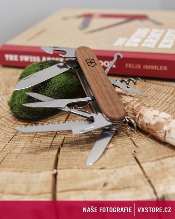 Obrazek Scyzoryk Victorinox Huntsman Wood, 91mm, orzech