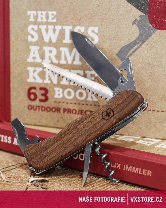 Obrazek Scyzoryk Victorinox Forester Wood, 111mm, orzech