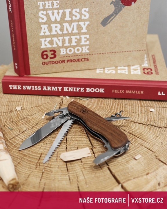 Obrazek Scyzoryk Victorinox Forester Wood, 111mm, orzech