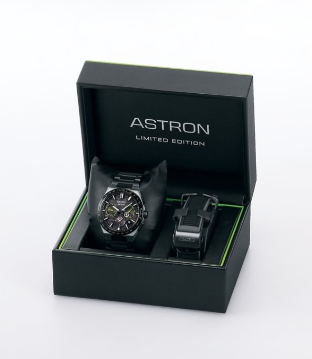 Obrazek Seiko Astron ‘Cyber Yellow’ GPS Solar 2023 Limited Edition
