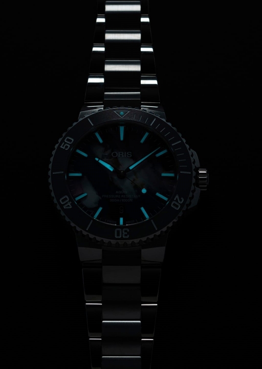 Obrazek Oris Aquis Date Upcycle