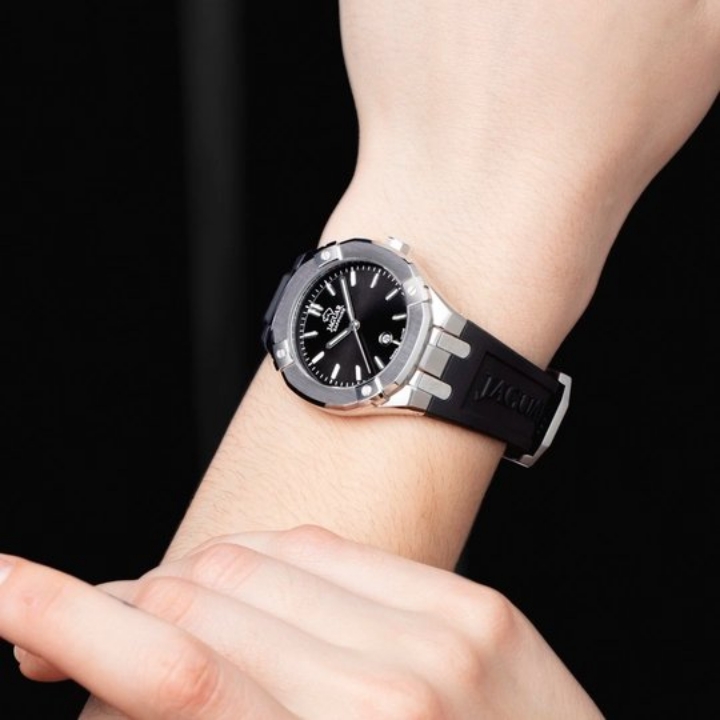 Obrazek Jaguar Diplomatic