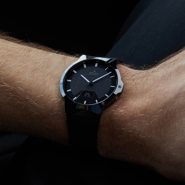 Obrazek Junghans Force Mega Solar