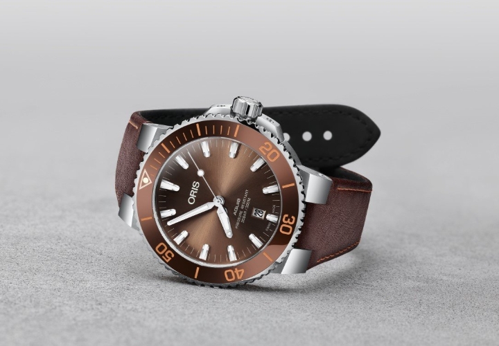 Obrazek Oris Aquis Date