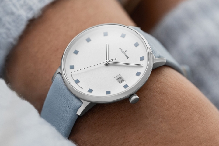 Obrazek Junghans Form Damen