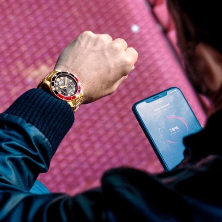 Obrazek Lotus Connected