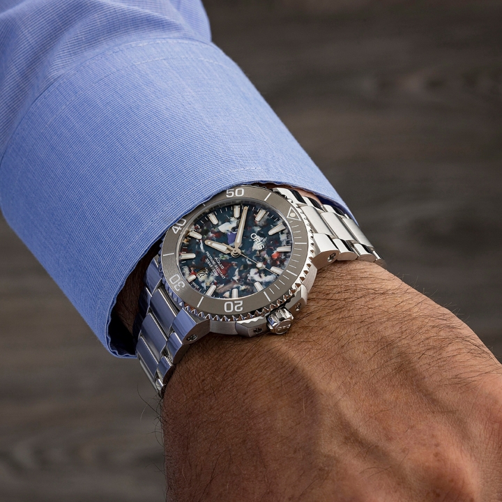 Obrazek Oris Aquis Date Upcycle