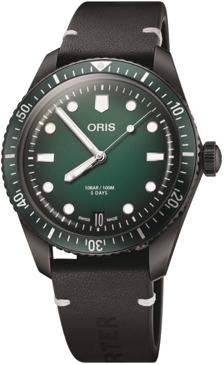 Obrazek Oris Divers 10 Years of Mr Porter Limited Edition