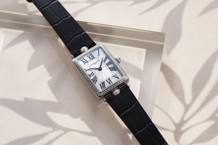 Obrazek Frederique Constant Classics Art Deco Carrée