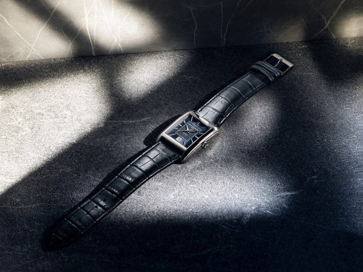 Obrazek Frederique Constant Classics Carrée Automatic