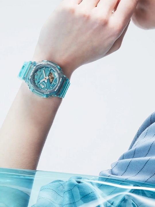 Obrazek Casio G-Shock Mini Skeleton x Metallic Dial