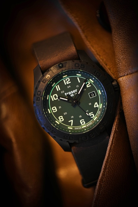 Obrazek Traser P96 Outdoor Pioneer Evolution Green + UV svítilna zdarma