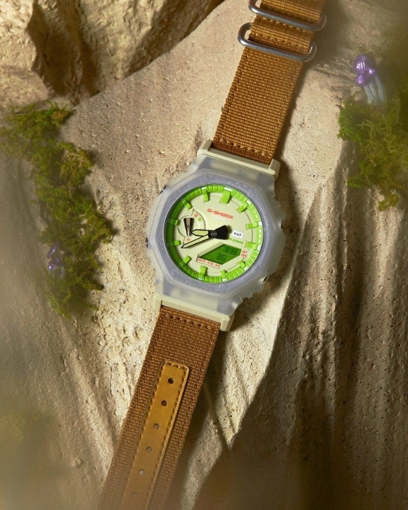 Obrazek Casio G-Shock Carbon Core Guard HUF Collaboration