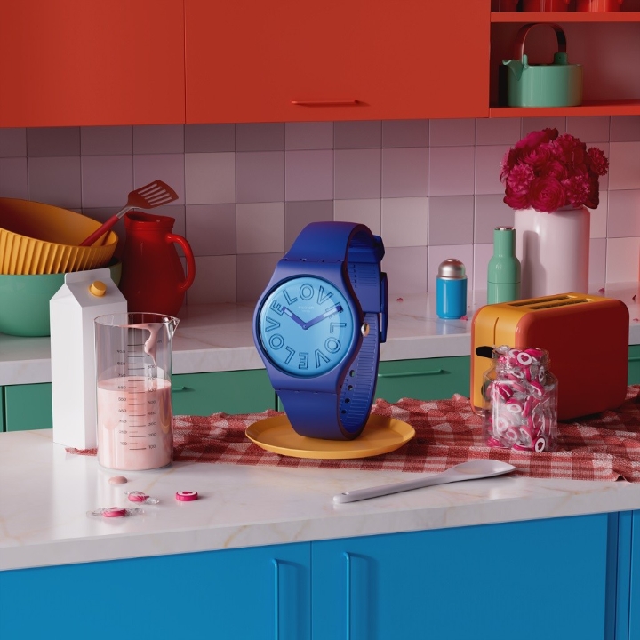 Obrazek Swatch Love To Go Around