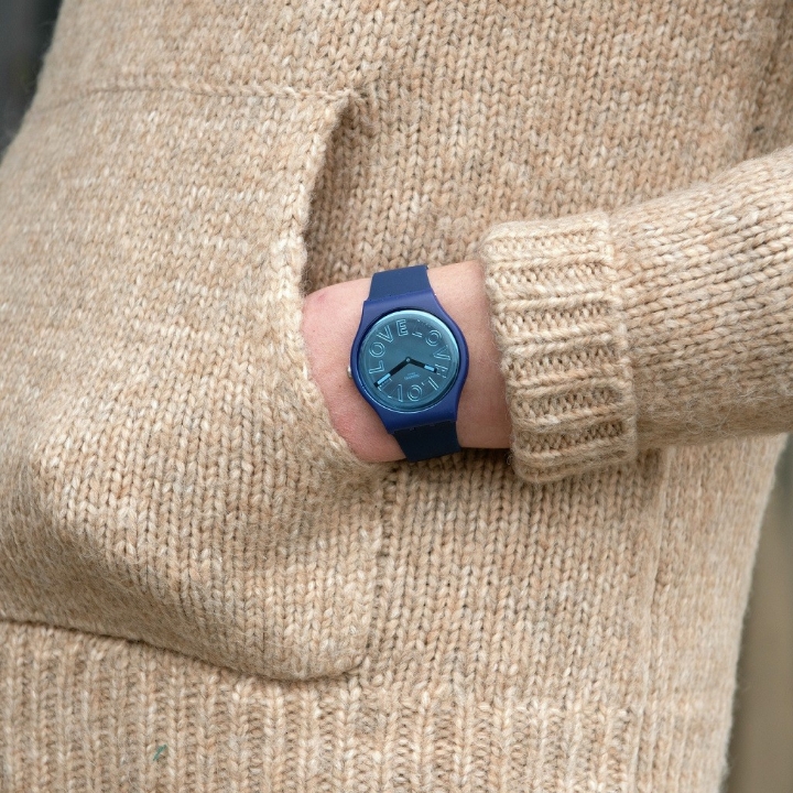 Obrazek Swatch Love To Go Around