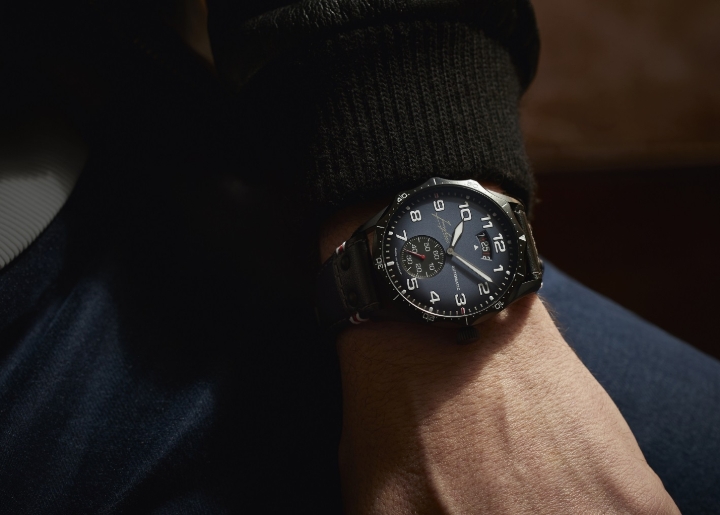 Obrazek Junghans Meister Pilot Automatic Navy Blue