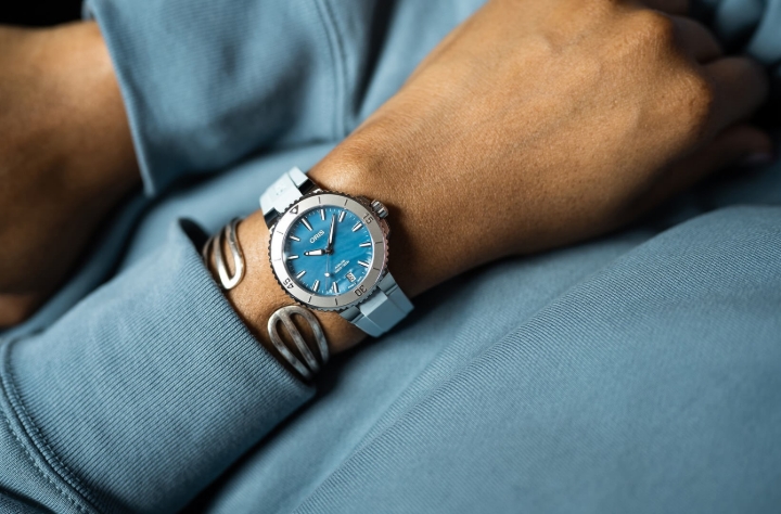 Obrazek Oris Aquis Date