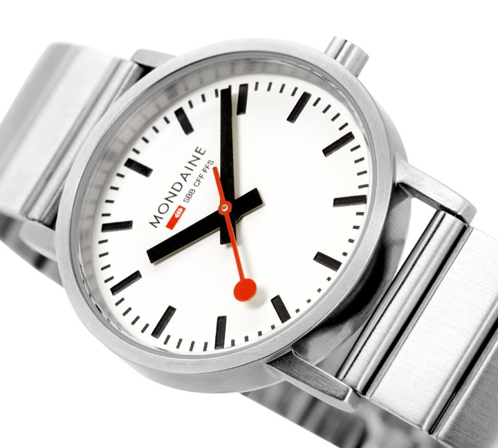 Obrazek MONDAINE Classic