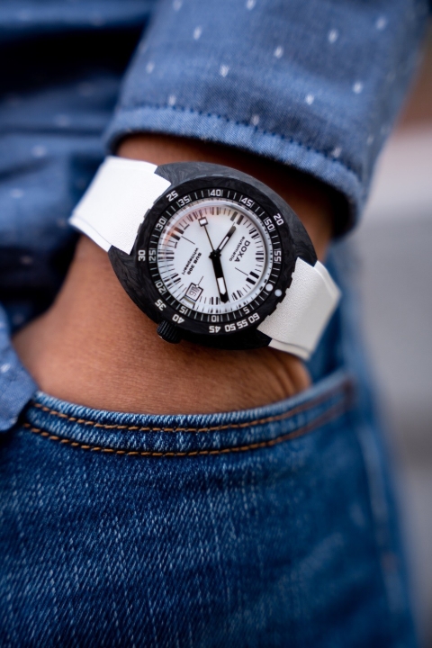 Obrazek DOXA Doxa SUB 300 Carbon Whitepearl