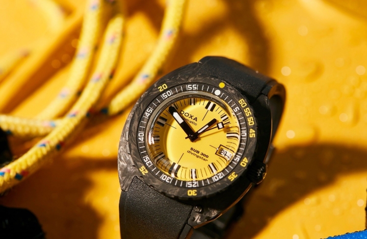 Obrazek DOXA Doxa SUB 300 Carbon Divingstar