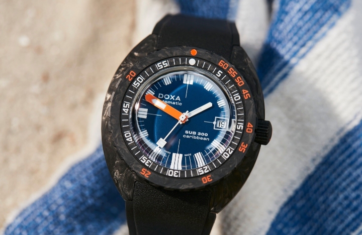 Obrazek DOXA Doxa SUB 300 Carbon Caribbean