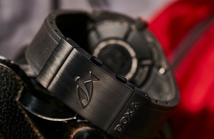 Obrazek DOXA Doxa SUB 300 Carbon Searambler