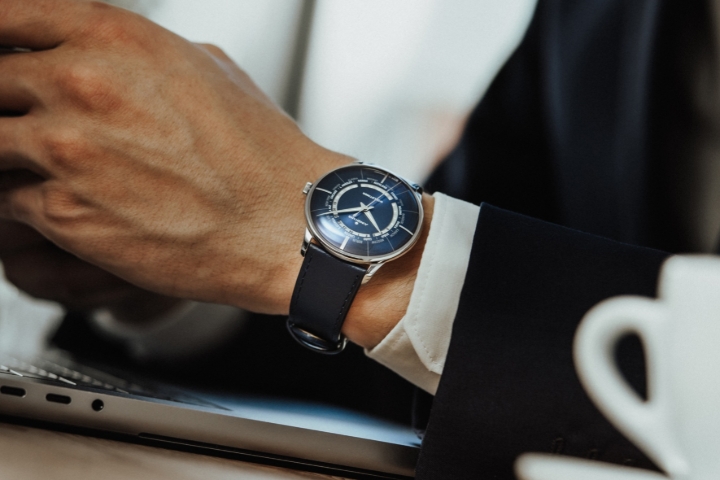 Obrazek JUNGHANS Meister Worldtimer