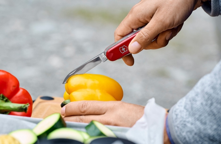 Obrazek Scyzoryk Victorinox Huntsman, 91mm, Celidor, czerwony