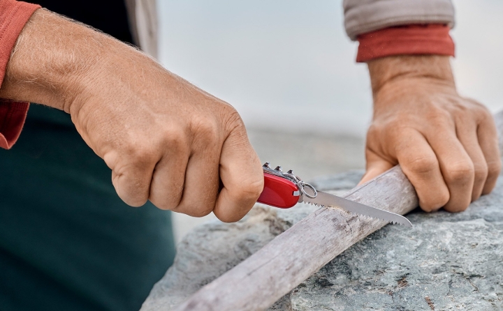 Obrazek Scyzoryk Victorinox Huntsman, 91mm, Celidor, czerwony