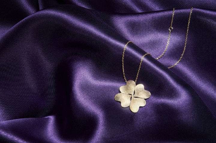 Obrazek Wisiorek LOEE STARDANCE 2024 z żółtego złota