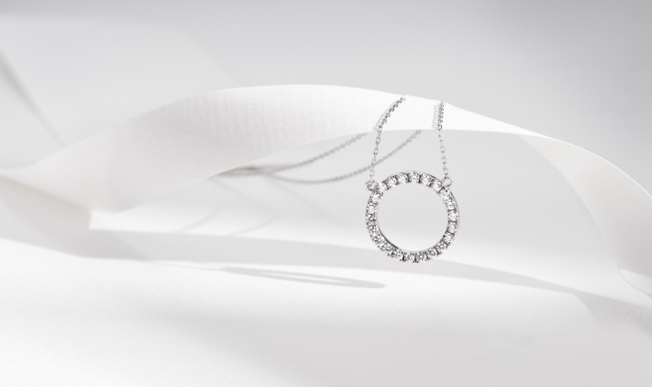 Obrazek Naszyjnik LOEE Pure z białego złota z diamentami