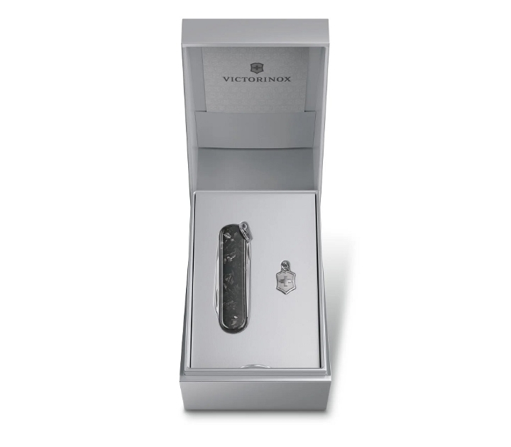 Obrazek Scyzoryk Victorinox Classic SD Brilliant Carbon