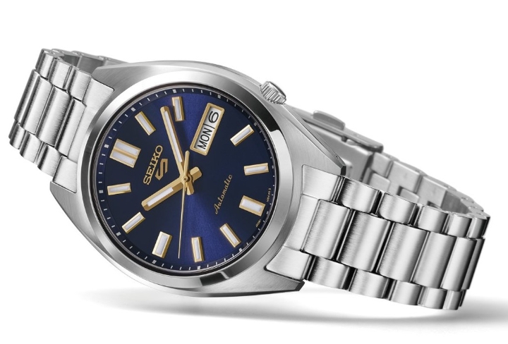 Obrazek Seiko 5 Sports SNXS ‘Blazer Blue’