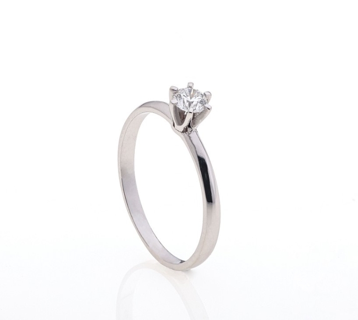 Obrazek Pierścionek zaręczynowy LOEE z białego złota z diamentem