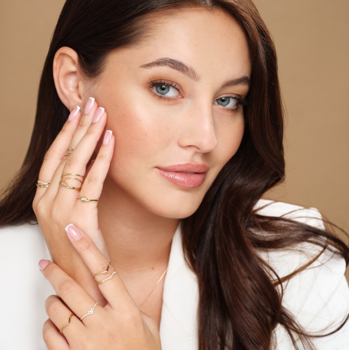 Obrazek Pierścionek zaręczynowy LOEE Essence z żółtego złota z diamentem