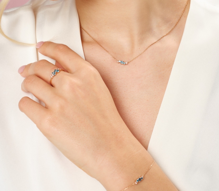 Obrazek Pierścionek LOEE Sparkle z różowego złota z topazami i morganitami