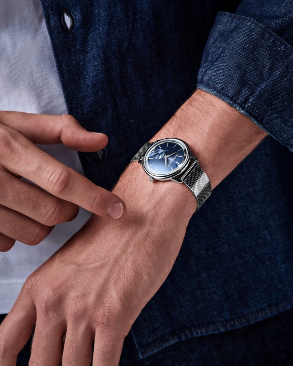 Obrazek Frederique Constant Classics Moneta Moonphase