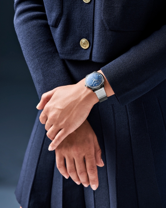 Obrazek Frederique Constant Classics Moneta Moonphase