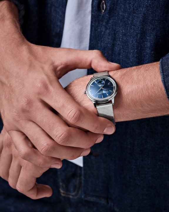 Obrazek Frederique Constant Classics Moneta Moonphase