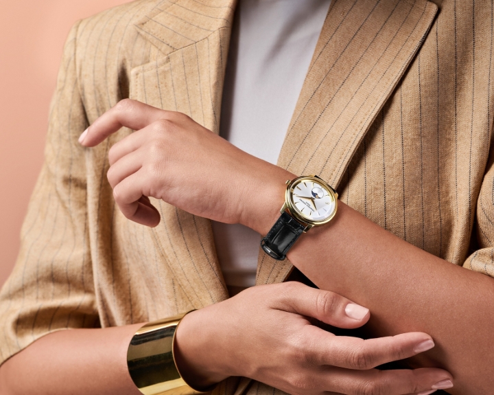 Obrazek Frederique Constant Classics Moneta Moonphase