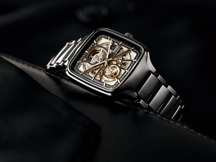 Obrazek Rado True Square Automatic Open Heart