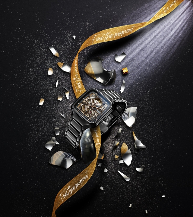 Obrazek Rado True Square Automatic Open Heart