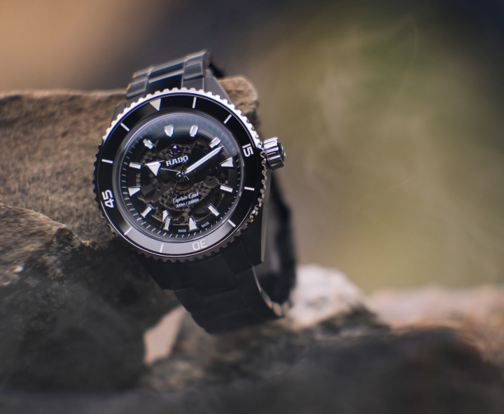 Obrazek Rado Captain Cook High-Tech Ceramic