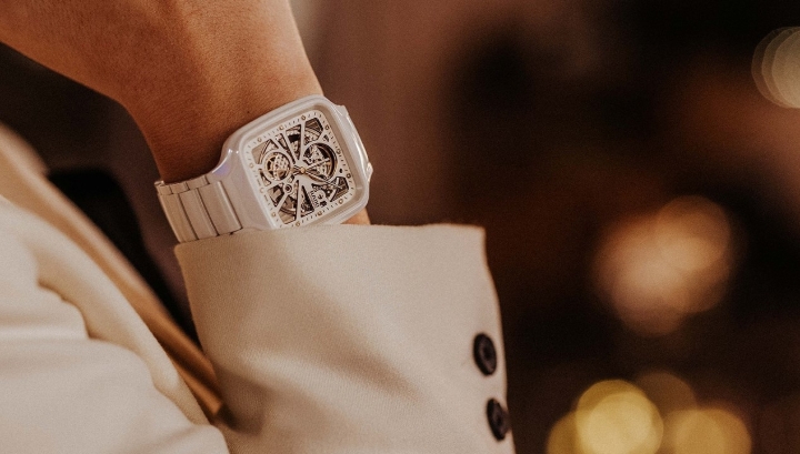 Obrazek RADO Rado True Square Automatic Open Heart