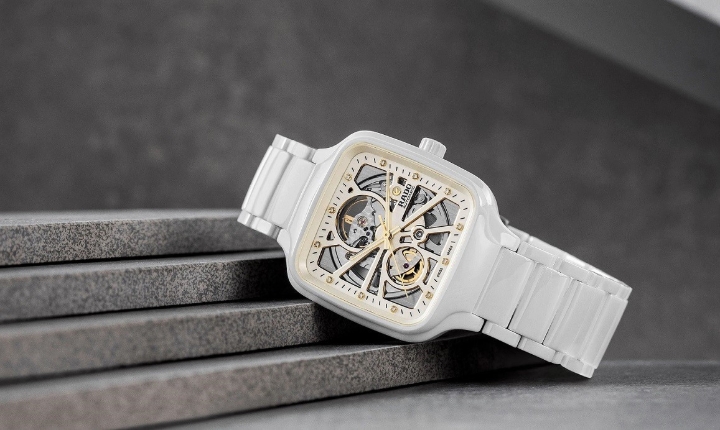 Obrazek RADO Rado True Square Automatic Open Heart