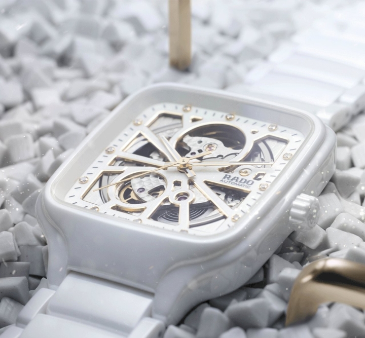 Obrazek RADO Rado True Square Automatic Open Heart