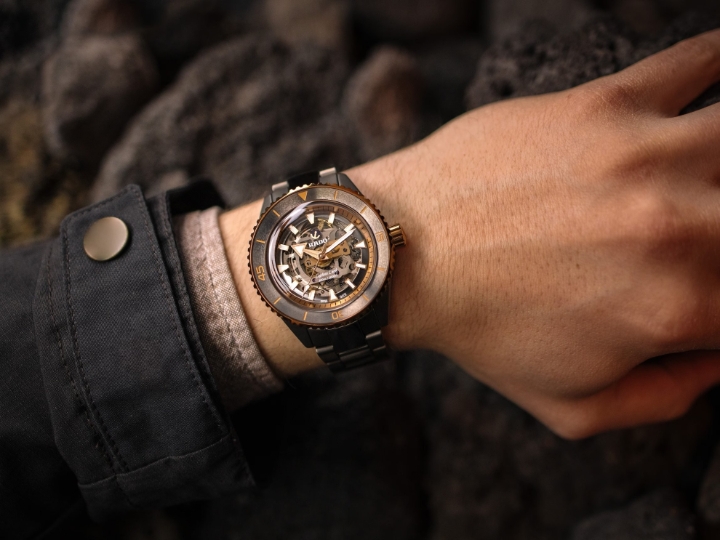 Obrazek RADO Rado Captain Cook High-Tech Ceramic Skeleton