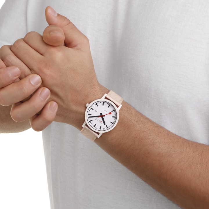 Obrazek MONDAINE essence SOLAR