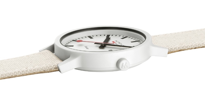 Obrazek MONDAINE essence SOLAR